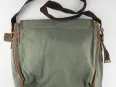 Vue 2 – Besace petit modèle kaki